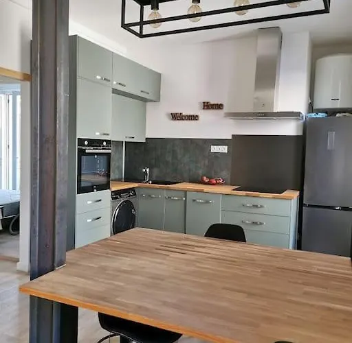 Tres Bel Au Calme Entre Gare Et Centre Apartment *